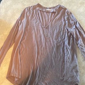 Medium lush light gray cutout top